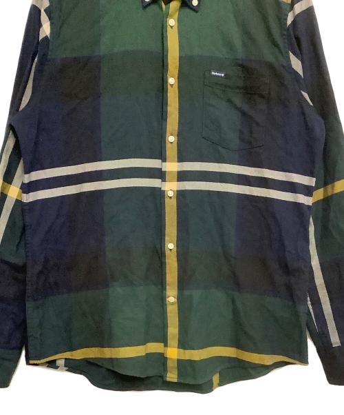 Barbour（バブアー）Barbour (バブアー) ボタンダウンシャツ ネイビー×グリーン サイズ:Mの古着・服飾アイテム