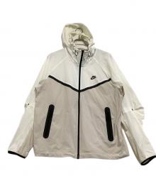 NIKE（ナイキ）の古着「ナイキ テック ウィンドランナー」｜ベージュ×ホワイト