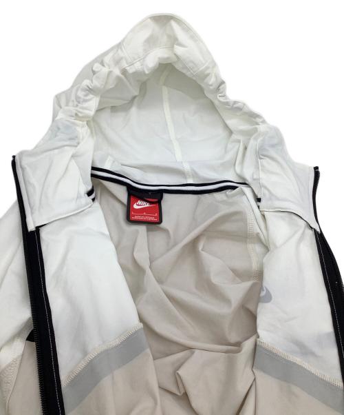 NIKE（ナイキ）NIKE (ナイキ) ナイキ テック ウィンドランナー ベージュ×ホワイト サイズ:Lの古着・服飾アイテム