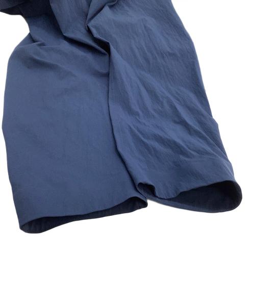 ARC'TERYX VEILANCE（アークテリクス ヴェイランス）ARC'TERYX VEILANCE (アークテリクス ヴェイランス) コート Doeln Coat ネイビー サイズ:Mの古着・服飾アイテム