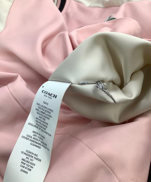 COACH（コーチ）COACH (コーチ) リバーシブルスタジャン ピンク×ホワイト サイズ:表記なしの古着・服飾アイテム