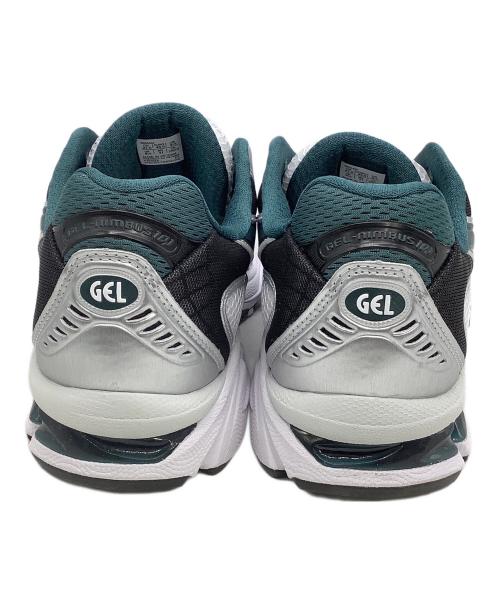 asics（アシックス）asics (アシックス) スニーカー GEL-NIMBUS ホワイト×ブラック サイズ:27.5の古着・服飾アイテム