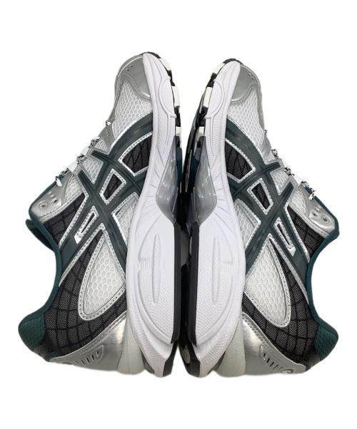 asics（アシックス）asics (アシックス) スニーカー GEL-NIMBUS ホワイト×ブラック サイズ:27.5の古着・服飾アイテム