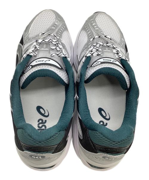 asics（アシックス）asics (アシックス) スニーカー GEL-NIMBUS ホワイト×ブラック サイズ:27.5の古着・服飾アイテム