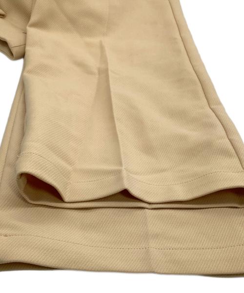 CLANE（クラネ）CLANE (クラネ) ストレートパンツ ベージュ 未使用品の古着・服飾アイテム