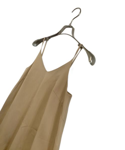 CLANE（クラネ）CLANE (クラネ) キャミソールワンピース 	VOLUME GATHER CAMISOLE DRESS ベージュ サイズ:1 未使用品の古着・服飾アイテム