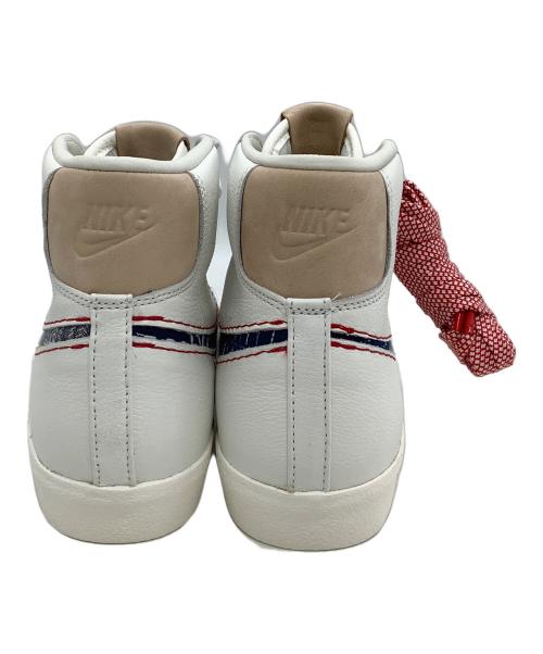 NIKE（ナイキ）NIKE (ナイキ) Denham (デンハム) ミッドカットスニーカー BLAZER MID '77 ホワイト×ネイビー サイズ:28の古着・服飾アイテム