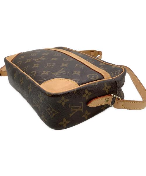LOUIS VUITTON（ルイ ヴィトン）LOUIS VUITTON (ルイ ヴィトン) ショルダーバッグ モノグラム トロカデロ27 ブラウンの古着・服飾アイテム