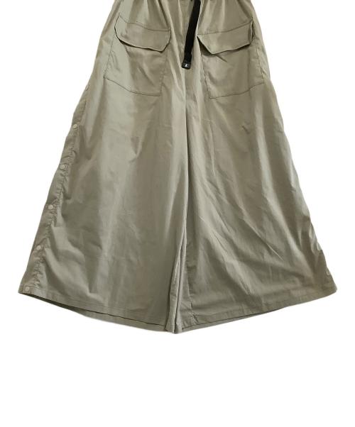 GRAMICCI（グラミチ）GRAMICCI (グラミチ) F/CE. (エフシーイー) WIDE TECH CULOTTE カーキ サイズ:Mの古着・服飾アイテム