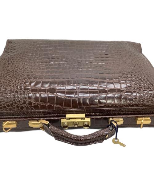 なし（ナシ）なし (ナシ) ビジネスバッグ クロコ ブラウンの古着・服飾アイテム
