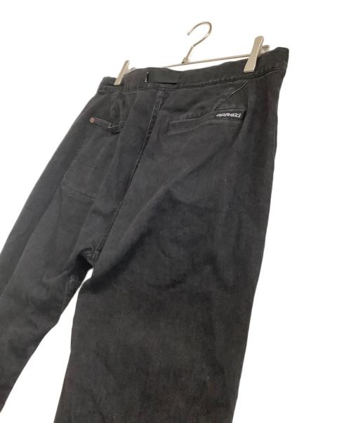 GRAMICCI（グラミチ）GRAMICCI (グラミチ) URBAN RESEARCH (アーバンリサーチ) Mountain Tuck Pants 別注 ブラック サイズ:Lの古着・服飾アイテム