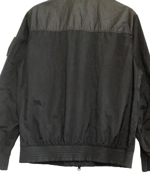 STONE ISLAND（ストーンアイランド）STONE ISLAND (ストーンアイランド) ナイロンメタルライトウェイトジャケット　24SS ブラック サイズ:Lの古着・服飾アイテム