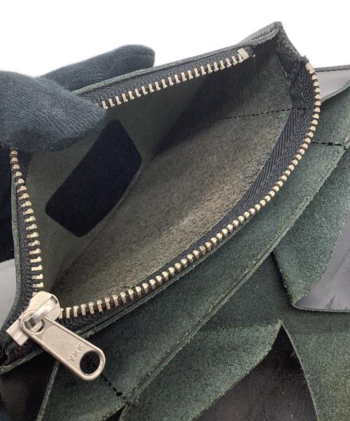 COMME des GARCONS（コムデギャルソン）COMME des GARCONS (コムデギャルソン) 2つ折り財布 スタッズウォレット ブラック×シルバー サイズ:表記なしの古着・服飾アイテム