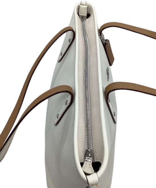 COACH（コーチ）COACH (コーチ) DISNEY (ディズニー) トートバッグ City Zip Tote With Minnie Mouse Motif ホワイトの古着・服飾アイテム