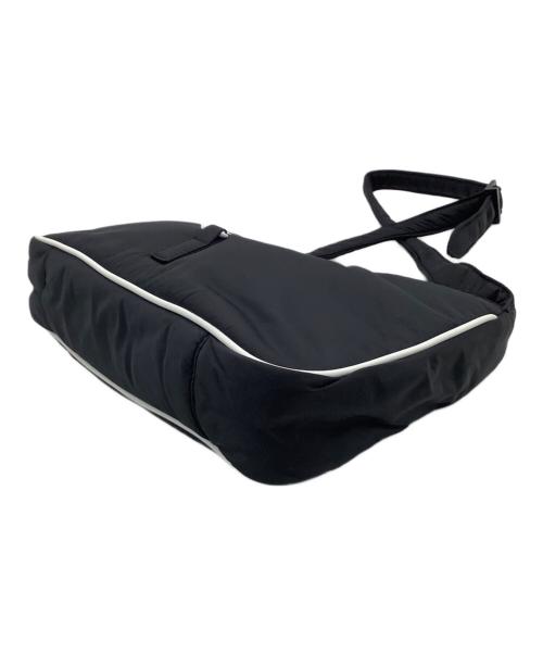 Saint Laurent Paris（サンローランパリ）Saint Laurent Paris (サンローランパリ) ナイロンショルダーバッグ ブラックの古着・服飾アイテム