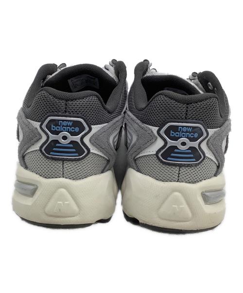 NEW BALANCE（ニューバランス）NEW BALANCE (ニューバランス) スニーカー ホワイト×グレー サイズ:24の古着・服飾アイテム