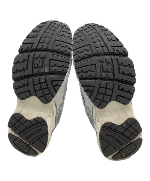 NEW BALANCE（ニューバランス）NEW BALANCE (ニューバランス) スニーカー ホワイト×グレー サイズ:24の古着・服飾アイテム