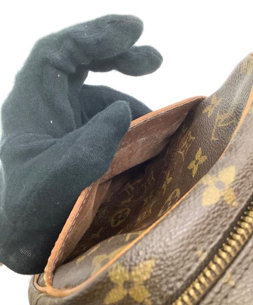 LOUIS VUITTON（ルイ ヴィトン）LOUIS VUITTON (ルイ ヴィトン) ショルダーバッグ　モノグラム	ダヌーヴ ブラウンの古着・服飾アイテム