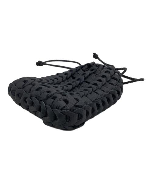 il micio（イル ミーチョ）il micio (イル ミーチョ) ドローストリングポーチ ブラックの古着・服飾アイテム