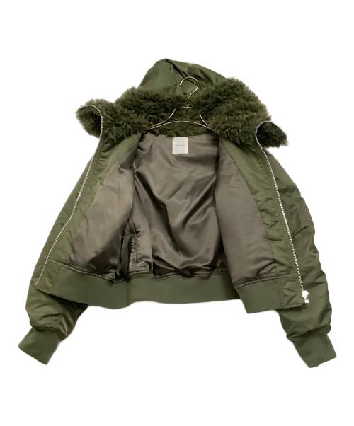Mila Owen（ミラオーウェン）Mila Owen (ミラオーウェン) ブルゾン　ボンバーコンパクトジャケット グリーンの古着・服飾アイテム