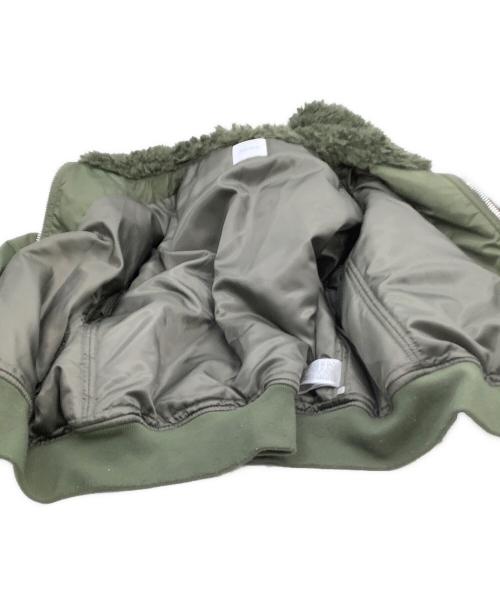 Mila Owen（ミラオーウェン）Mila Owen (ミラオーウェン) ブルゾン　ボンバーコンパクトジャケット グリーンの古着・服飾アイテム