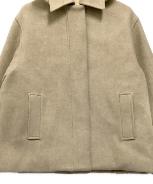 Mila Owen（ミラオーウェン）Mila Owen (ミラオーウェン) ウールコート　LB.03／ZIPミドルコート クリーム サイズ:2の古着・服飾アイテム