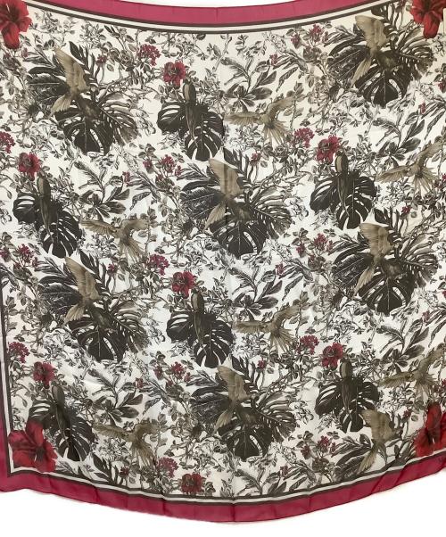 MaxMara（マックスマーラ）MaxMara (マックスマーラ) 大判スカーフ ピンク×ホワイト サイズ:表記なし 未使用品の古着・服飾アイテム