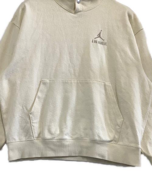 JORDAN（ジョーダン）JORDAN (ジョーダン) A Ma Maniere (ア・マ・マニエール) プルオーバーパーカー クリーム サイズ:Mの古着・服飾アイテム