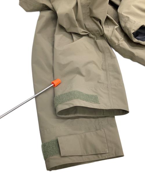 nonnative（ノンネイティブ）nonnative (ノンネイティブ) マウンテンパーカー GORE-TEX ベージュ サイズ:Lの古着・服飾アイテム