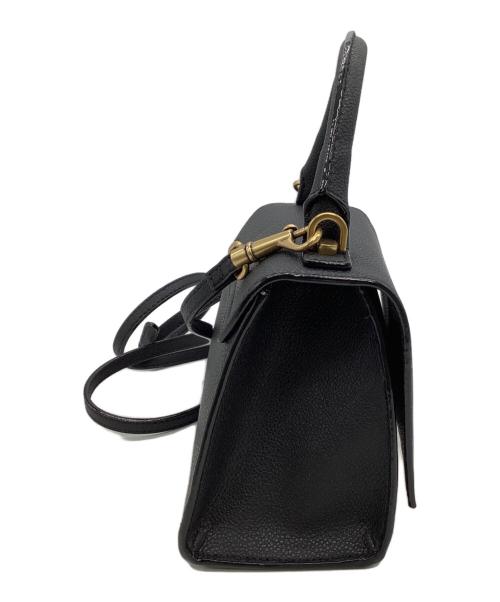 CHARLES & KEITH（チャールズアンドキース）CHARLES & KEITH (チャールズ＆キース) ハクスリーメタリック プッシュロックトップハンドル ブラックの古着・服飾アイテム