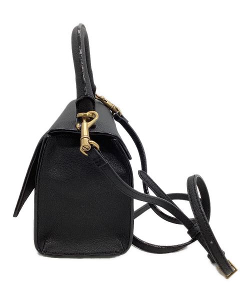 CHARLES & KEITH（チャールズアンドキース）CHARLES & KEITH (チャールズ＆キース) ハクスリーメタリック プッシュロックトップハンドル ブラックの古着・服飾アイテム