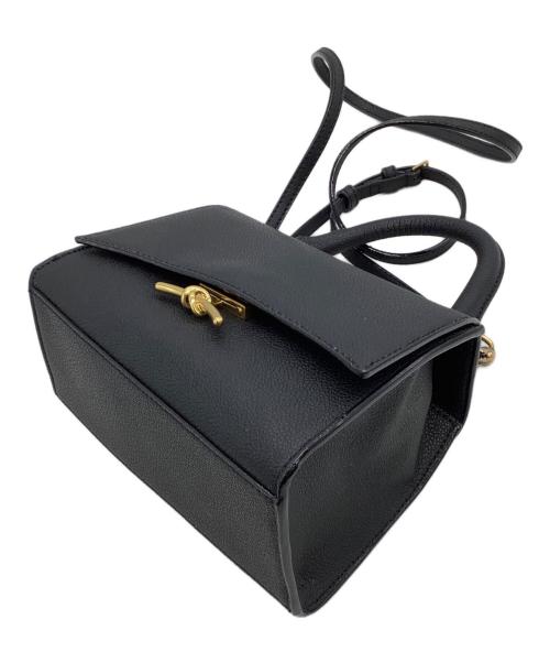 CHARLES & KEITH（チャールズアンドキース）CHARLES & KEITH (チャールズ＆キース) ハクスリーメタリック プッシュロックトップハンドル ブラックの古着・服飾アイテム