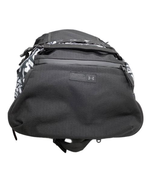 UNDER ARMOUR（アンダーアーマー）UNDER ARMOUR (アンダーアーマー) バックパック ブラックの古着・服飾アイテム