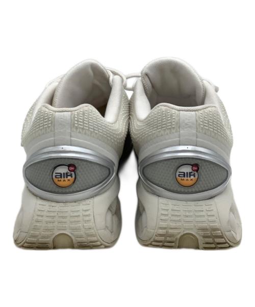 NIKE（ナイキ）NIKE (ナイキ) ローカットスニーカー ホワイト サイズ:26.5の古着・服飾アイテム