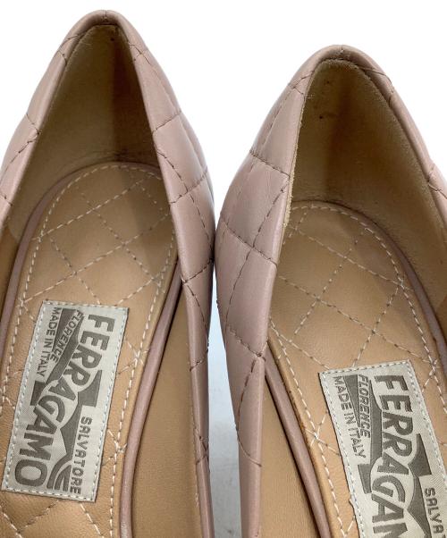 Salvatore Ferragamo（サルヴァトーレ フェラガモ）Salvatore Ferragamo (サルヴァトーレ フェラガモ) キルティングヒールパンプス ピンク サイズ: 5 1/2の古着・服飾アイテム