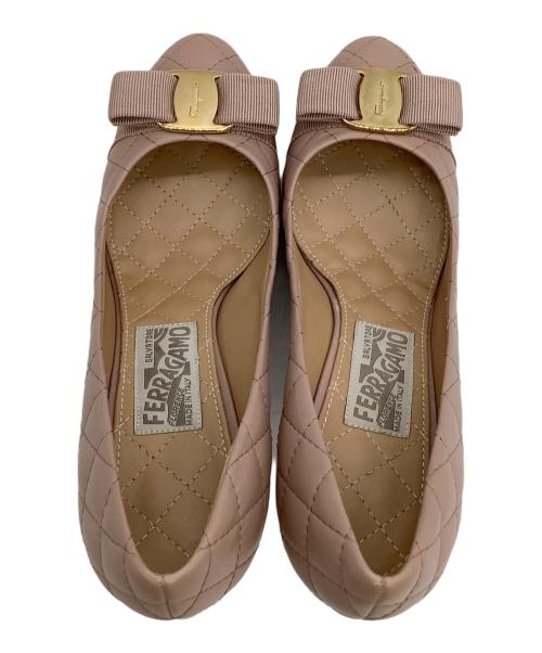 Salvatore Ferragamo（サルヴァトーレ フェラガモ）Salvatore Ferragamo (サルヴァトーレ フェラガモ) キルティングヒールパンプス ピンク サイズ: 5 1/2の古着・服飾アイテム