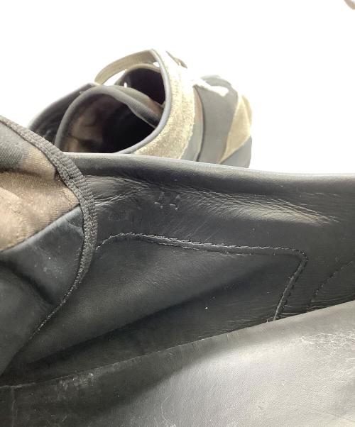 MONCLER（モンクレール）MONCLER (モンクレール) ローカットスニーカー ブラック×ダークグレー サイズ:44の古着・服飾アイテム