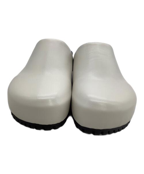 RIM.ARK（リムアーク）RIM.ARK (リムアーク) スリッポン アイボリー×ブラック サイズ:37の古着・服飾アイテム