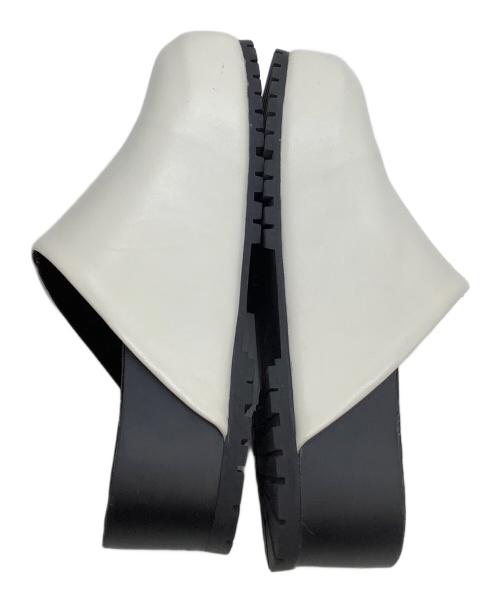 RIM.ARK（リムアーク）RIM.ARK (リムアーク) スリッポン アイボリー×ブラック サイズ:37の古着・服飾アイテム