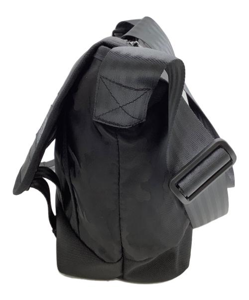 Manhattan Portage BLACK LABEL（マンハッタンポーテージ ブラックレーベル）Manhattan Portage BLACK LABEL (マンハッタンポーテージ ブラックレーベル) メッセンジャーバッグ ブラックの古着・服飾アイテム