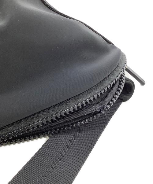 TUMI（トゥミ）TUMI (トゥミ) ボディバッグ ブラック×ブルーの古着・服飾アイテム