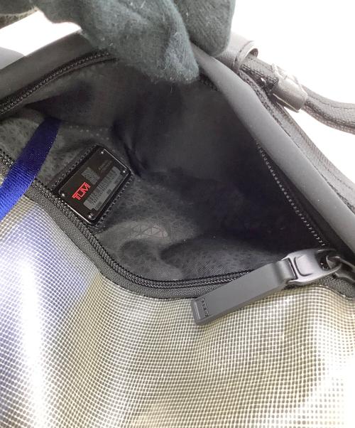 TUMI（トゥミ）TUMI (トゥミ) ボディバッグ ブラック×ブルーの古着・服飾アイテム
