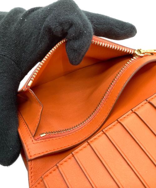 LOEWE（ロエベ）LOEWE (ロエベ) ミディアムバーティカルウォレット ピンクの古着・服飾アイテム