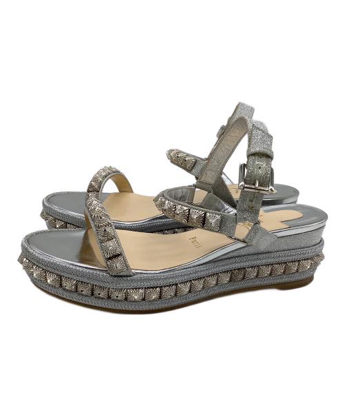 Christian Louboutin（クリスチャン・ルブタン）Christian Louboutin (クリスチャン・ルブタン) サンダル ピラクロウ  シルバー サイズ:37の古着・服飾アイテム