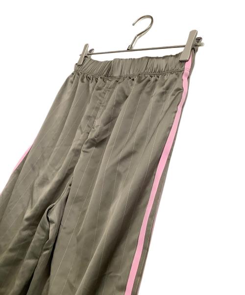 adidas Originals（アディダスオリジナル）adidas Originals (アディダスオリジナル) ジャージパンツ ゴールド×ピンク サイズ:L 未使用品の古着・服飾アイテム