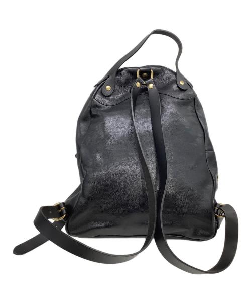 IL BISONTE（イル ビゾンテ）IL BISONTE (イル ビゾンテ) レザーバックパック ブラックの古着・服飾アイテム