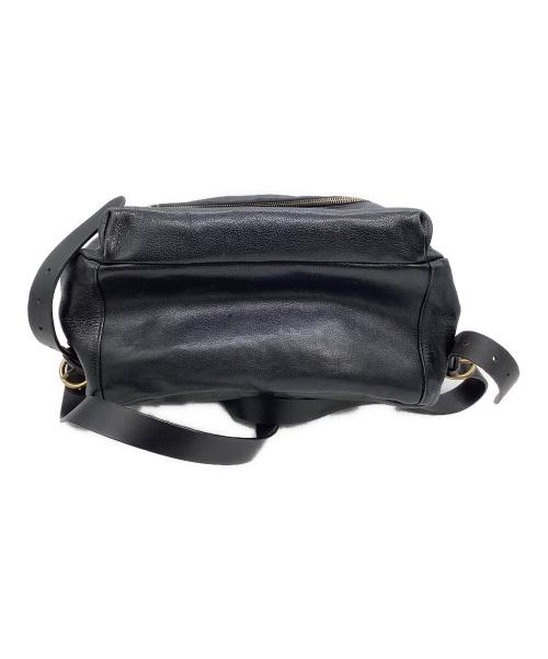 IL BISONTE（イル ビゾンテ）IL BISONTE (イル ビゾンテ) レザーバックパック ブラックの古着・服飾アイテム