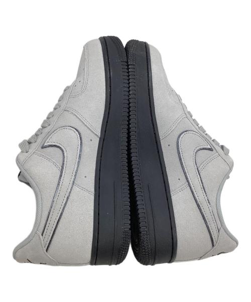 NIKE（ナイキ）NIKE (ナイキ) AIR FORCE 1 '07 LV8 ライトグレー サイズ:26.5の古着・服飾アイテム