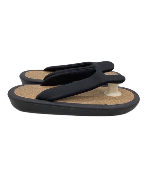 OJOJO（オジョジョ）OJOJO (オジョジョ) サンダル NAITO ブラック×ベージュ サイズ:表記なしの古着・服飾アイテム