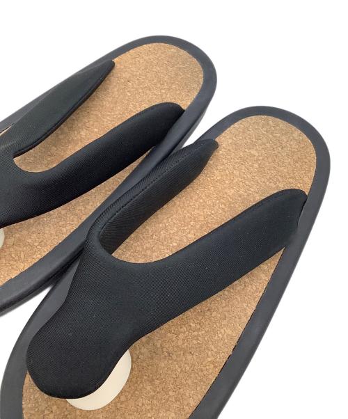 OJOJO（オジョジョ）OJOJO (オジョジョ) サンダル NAITO ブラック×ベージュ サイズ:表記なしの古着・服飾アイテム